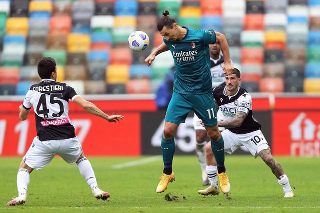 每体：关于巴萨用藤森给奥尔莫注册的猜测不实