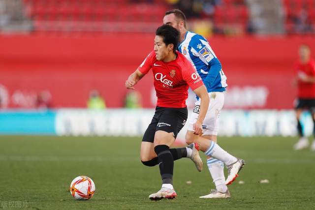 阿不都19+11吴冠希23分 新疆轻取广州总分1-0