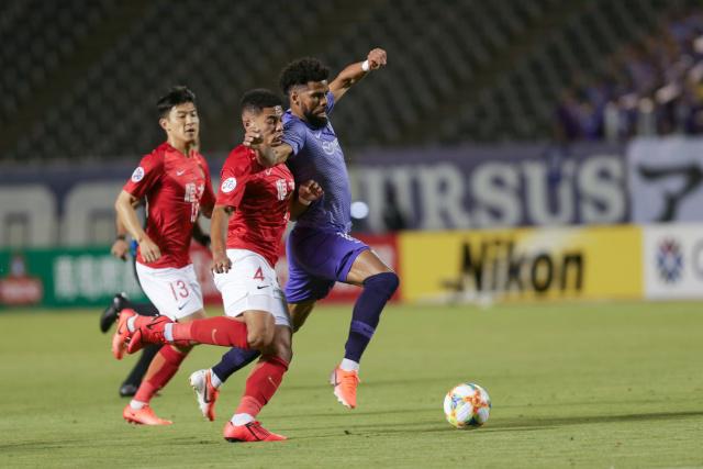 骑士神奇逆转终结绿军11连胜 老鹰大胜尼克斯